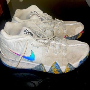 Kyrie 4s size 9 reflective